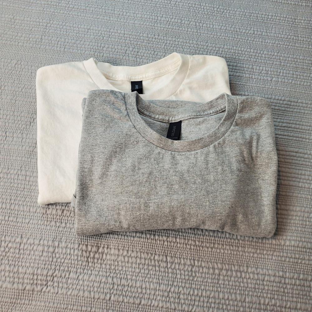 2 Gildan Medium Cotton T-Shirt Lot Mens Large White Gray 2 Pack Crew Neck Tee